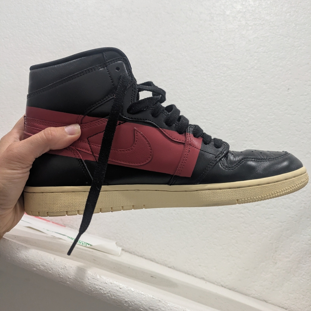 Air Jordan 1 High OG Defiant Black/Red-Sail Men Retro Basketball Shoe Nike